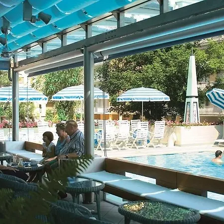 Mayer Hotel 3*