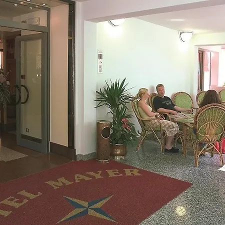 Mayer Szálloda 3*